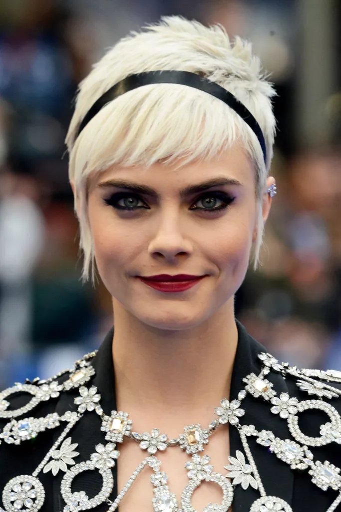 Kurze Pixie-Frisur 2026 – Moderner Look für stilbewusste Frauen