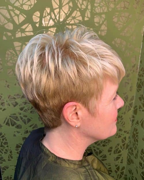 Glatter Pixie mit Stufen