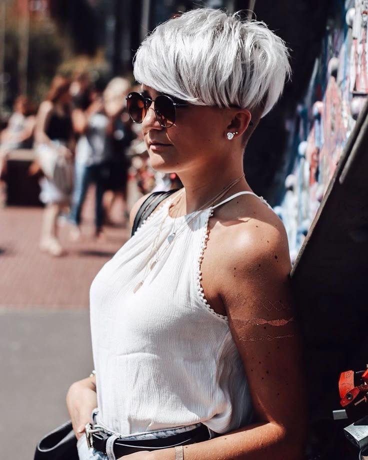 Streetstyle: Weißer Pixie