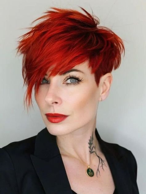 Asymmetrischer Feuerrot-Pixie
